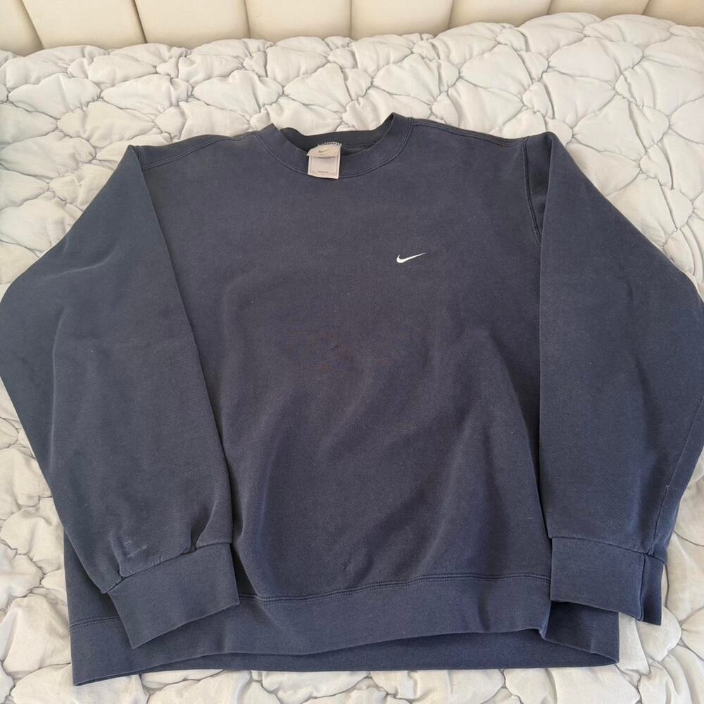 Vintage Nike Navy Made In USA Crewneck Sweatshirt - Size L. 100% Cotton